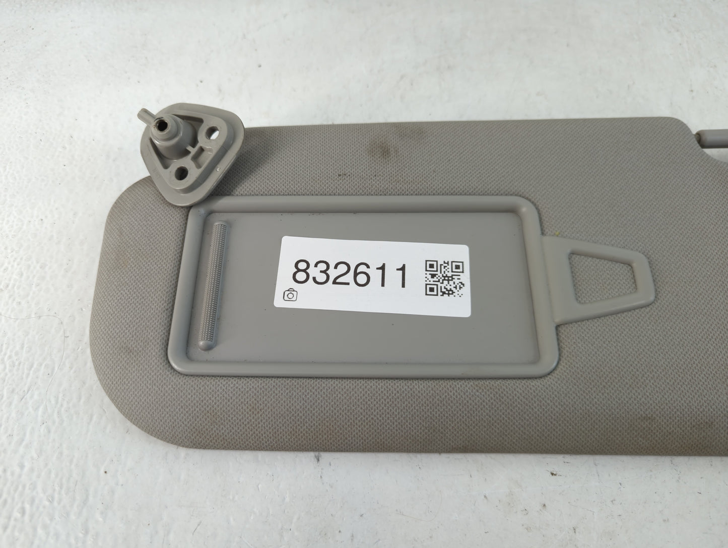 2010-2015 Hyundai Tucson Sun Visor Shade Replacement Driver Left Mirror Fits Fits 2010 2011 2012 2013 2014 2015 OEM Used Aut