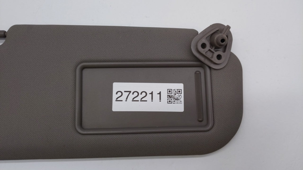 2012 Hyundai Tucson Sun Visor Shade Replacement Passenger Right Mirror Fits Fits 2010 2011 2013 2014 2015 OEM Used Auto Part