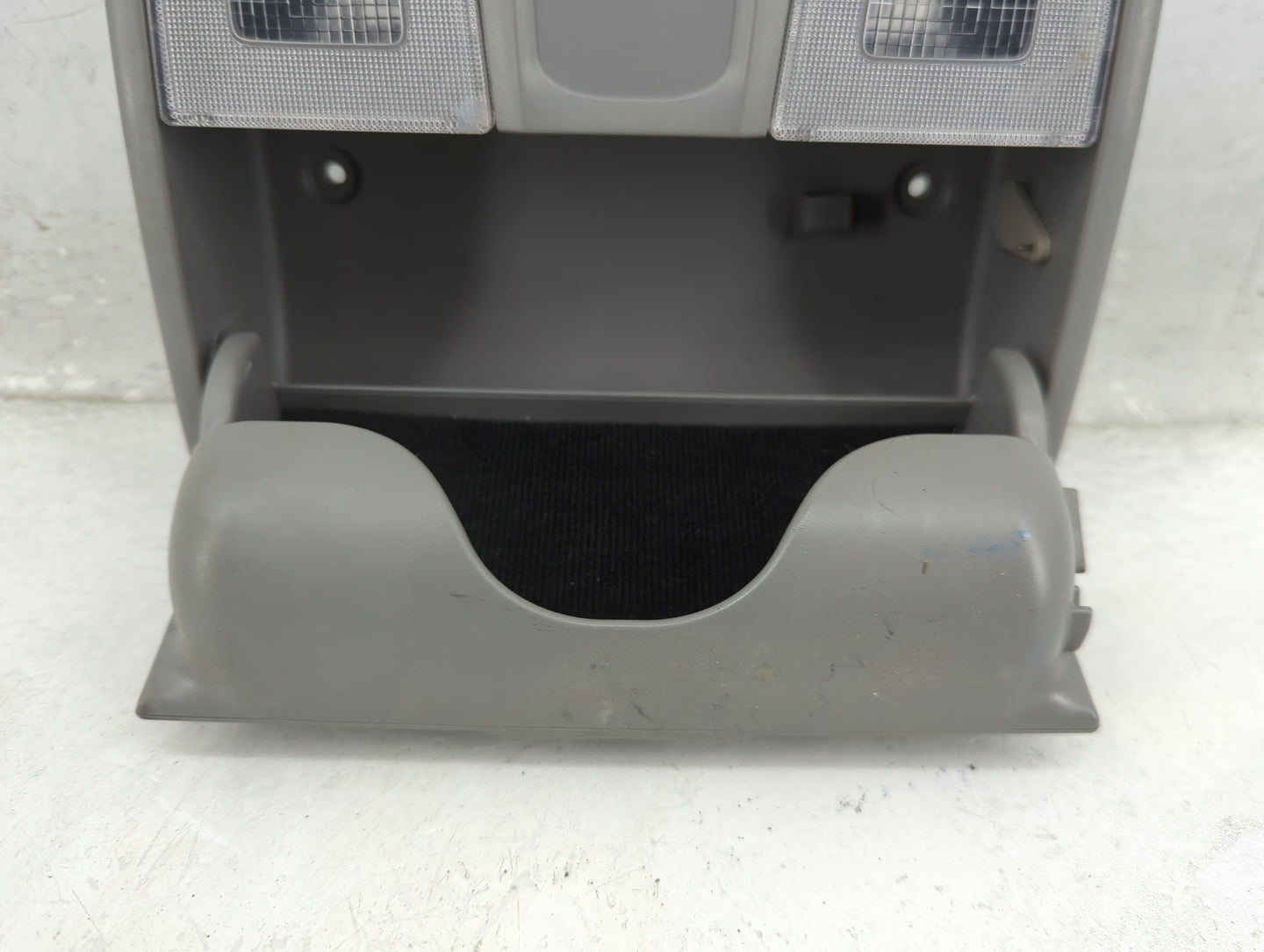 2012-2014 Hyundai Veloster Overhead Roof Console Interior Dome Light - Oemusedautoparts1.com