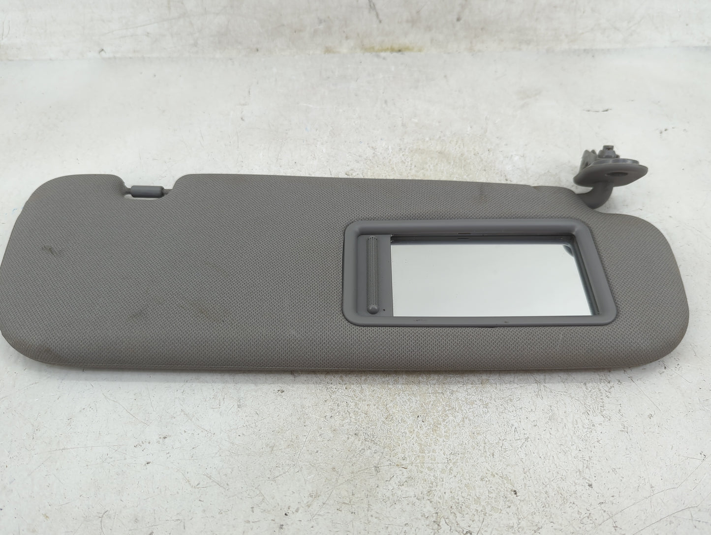 2012-2015 Hyundai Veloster Sun Visor Shade Replacement Passenger Right Mirror Fits Fits 2012 2013 2014 2015 OEM Used Auto Pa