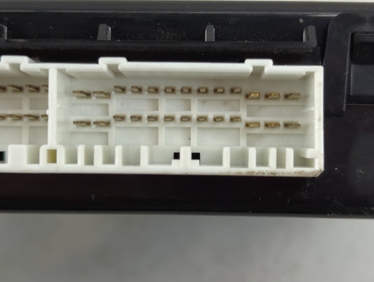 2012-2017 Hyundai Veloster Chassis Control Module Ccm Bcm Body Control