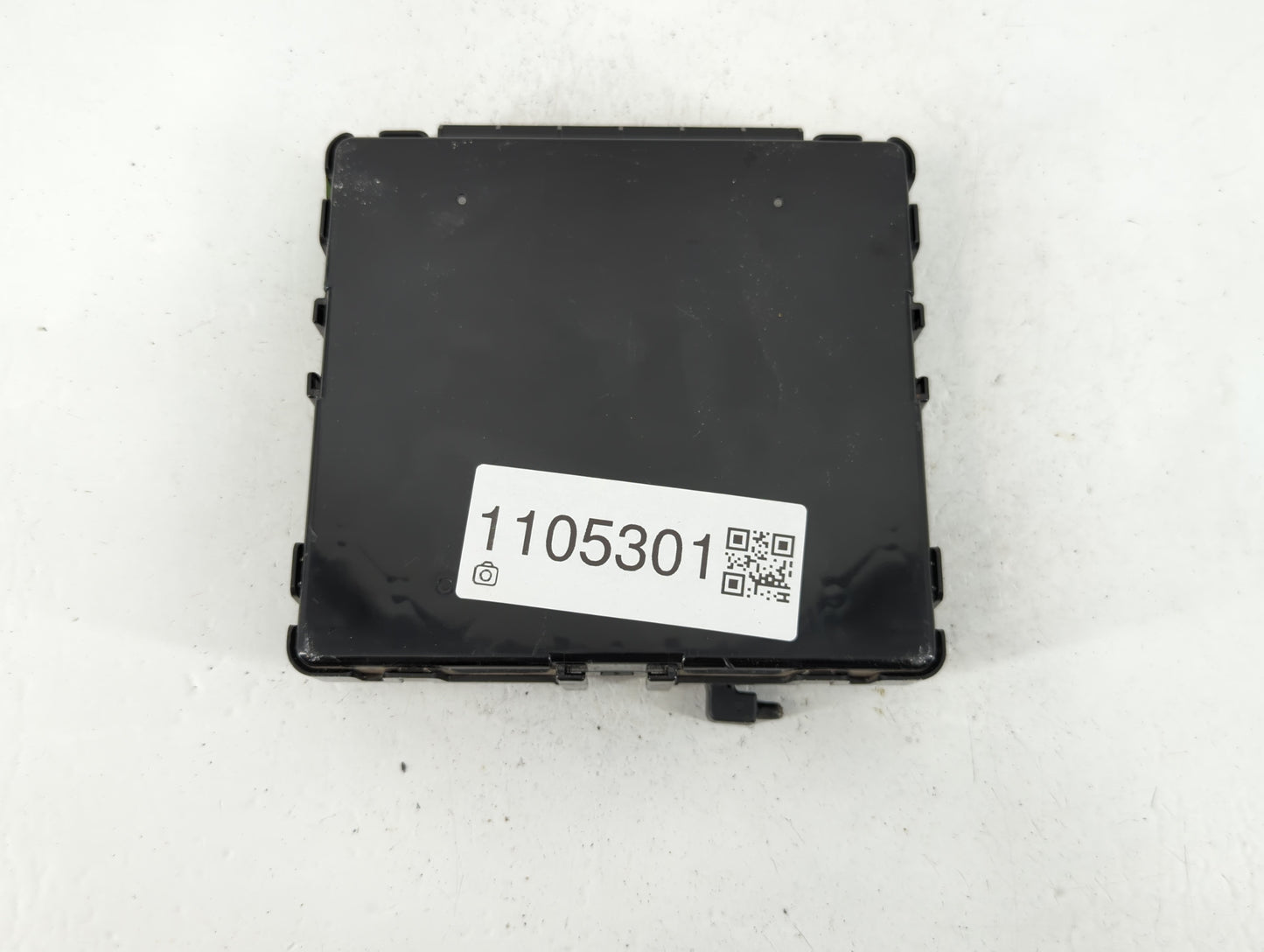2012-2017 Hyundai Veloster Chassis Control Module Ccm Bcm Body Control - Oemusedautoparts1.com