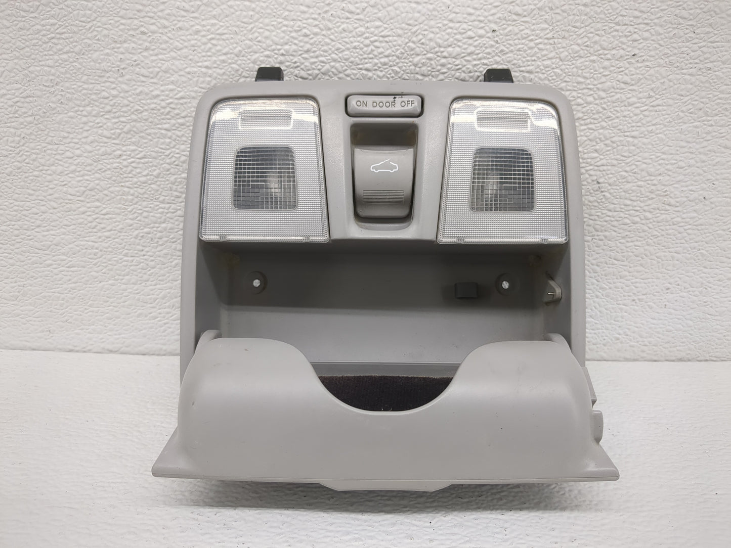 2012 Hyundai Veloster Overhead Roof Console - Oemusedautoparts1.com