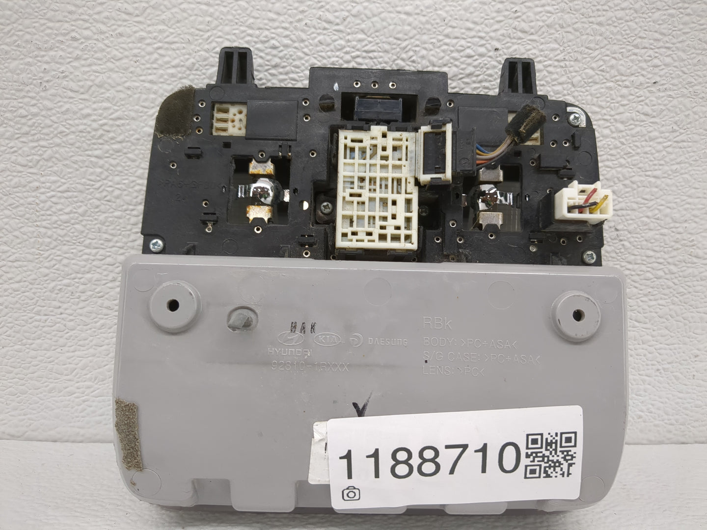 2012 Hyundai Veloster Overhead Roof Console - Oemusedautoparts1.com