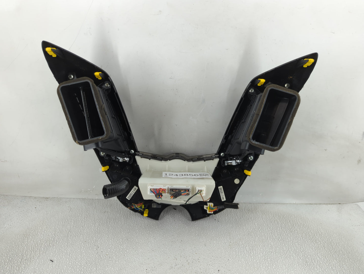 2012-2017 Hyundai Veloster Climate Control Module Temperature AC/Heater Replacement P/N:97250-2V530 Fits OEM Used Auto Parts