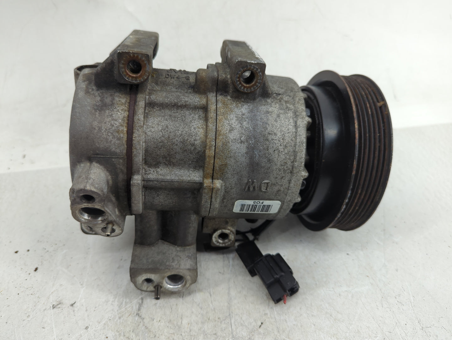 2012-2014 Hyundai Veloster Air Conditioning A/c Ac Compressor Oem - Oemusedautoparts1.com