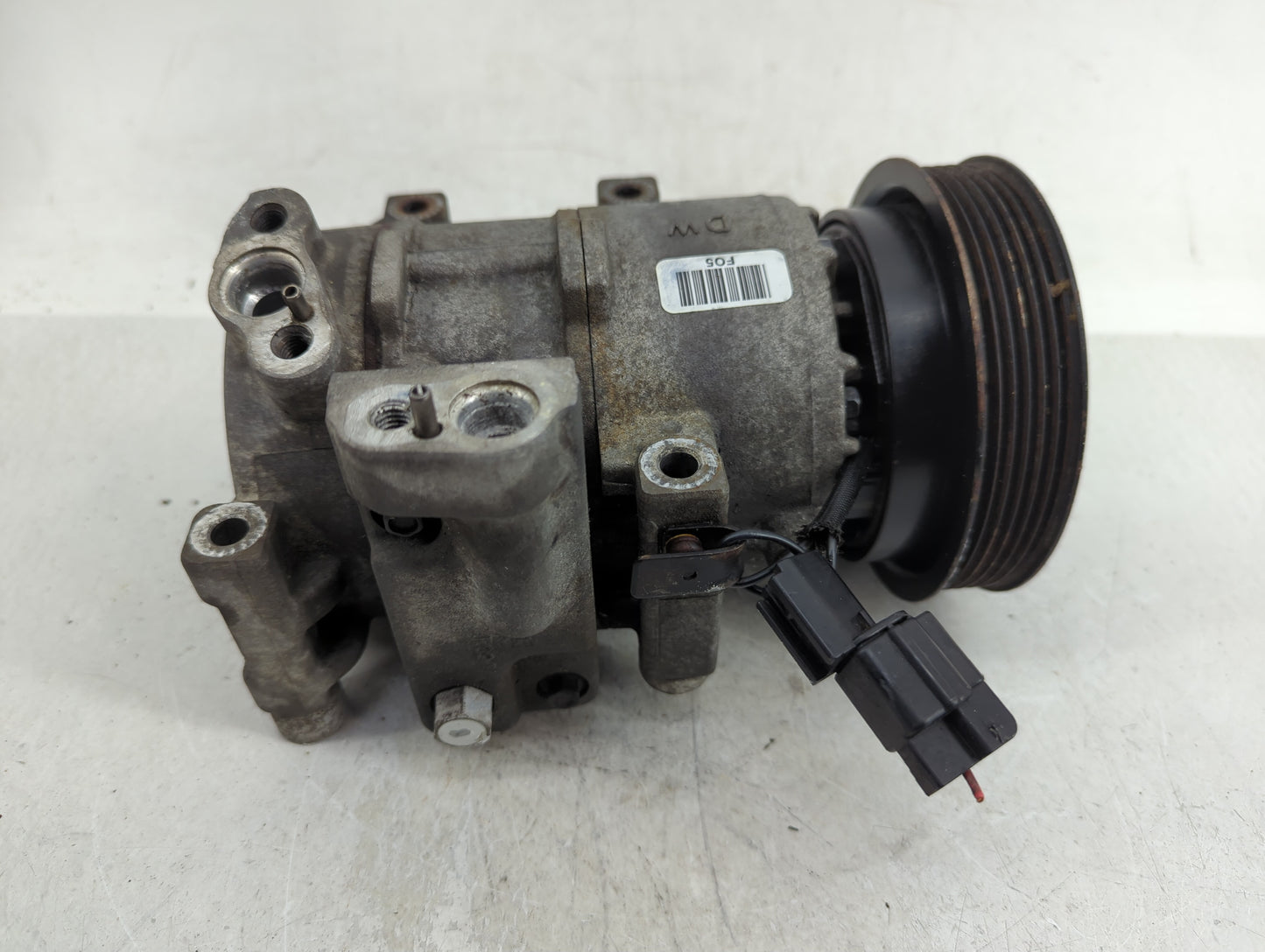 2012-2014 Hyundai Veloster Air Conditioning A/c Ac Compressor Oem - Oemusedautoparts1.com