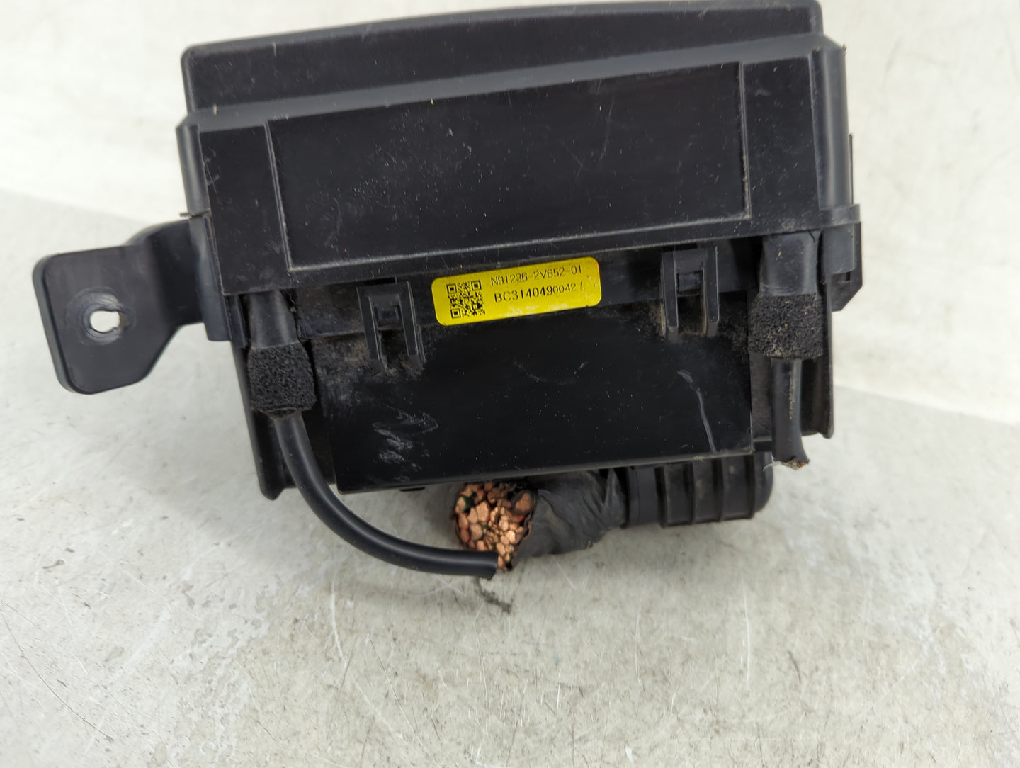 2012-2014 Hyundai Veloster Fusebox Fuse Box Panel Relay Module P/N:91236-2V652-01 Fits Fits 2012 2013 2014 OEM Used Auto Par