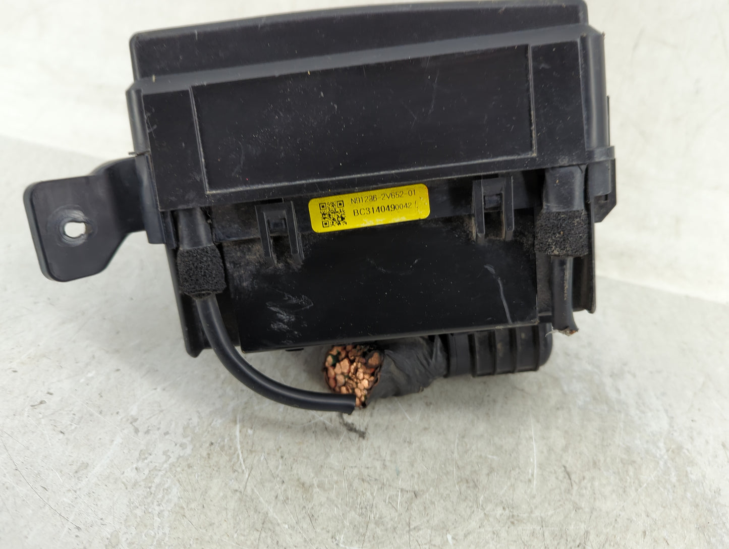 2012-2014 Hyundai Veloster Fusebox Fuse Box Panel Relay Module P/N:91236-2V652-01 Fits Fits 2012 2013 2014 OEM Used Auto Par