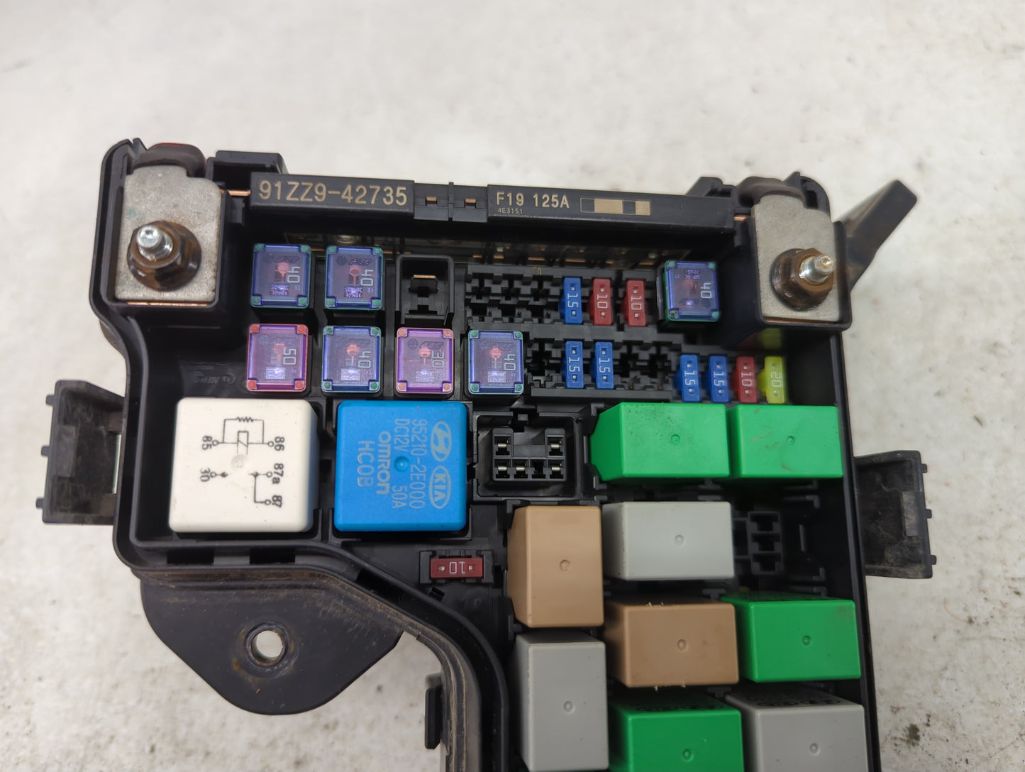 2012-2014 Hyundai Veloster Fusebox Fuse Box Panel Relay Module P/N:91941-2V221 Fits Fits 2012 2013 2014 OEM Used Auto Parts 