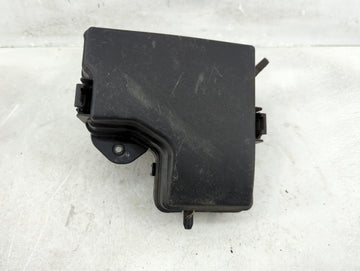 2012-2014 Hyundai Veloster Fusebox Fuse Box Panel Relay Module P/N:91941-2V220 Fits Fits 2012 2013 2014 OEM Used Auto Parts 