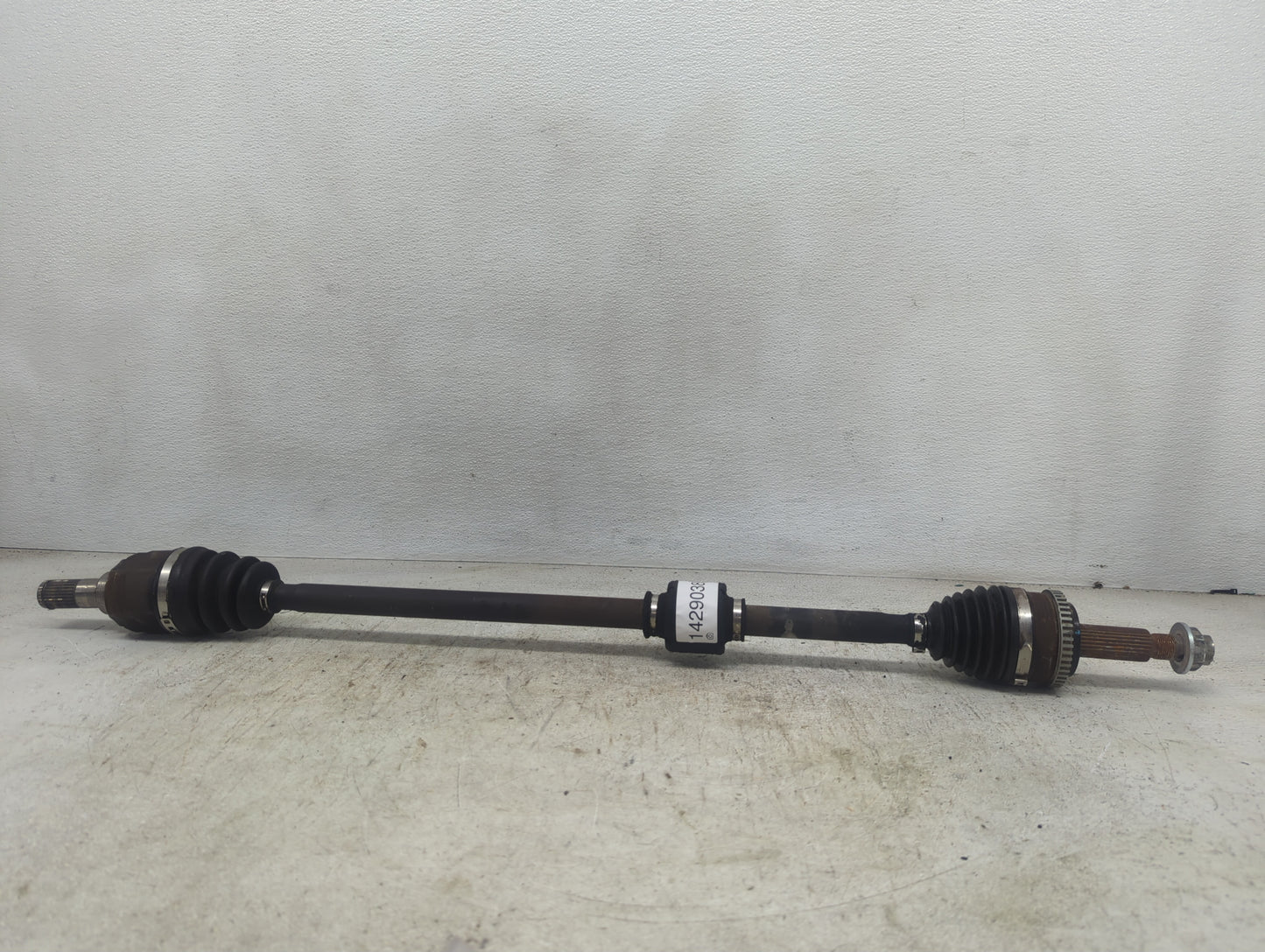 2012-2017 Hyundai Veloster Axle Shaft Front Passenger Cv C/v - Oemusedautoparts1.com