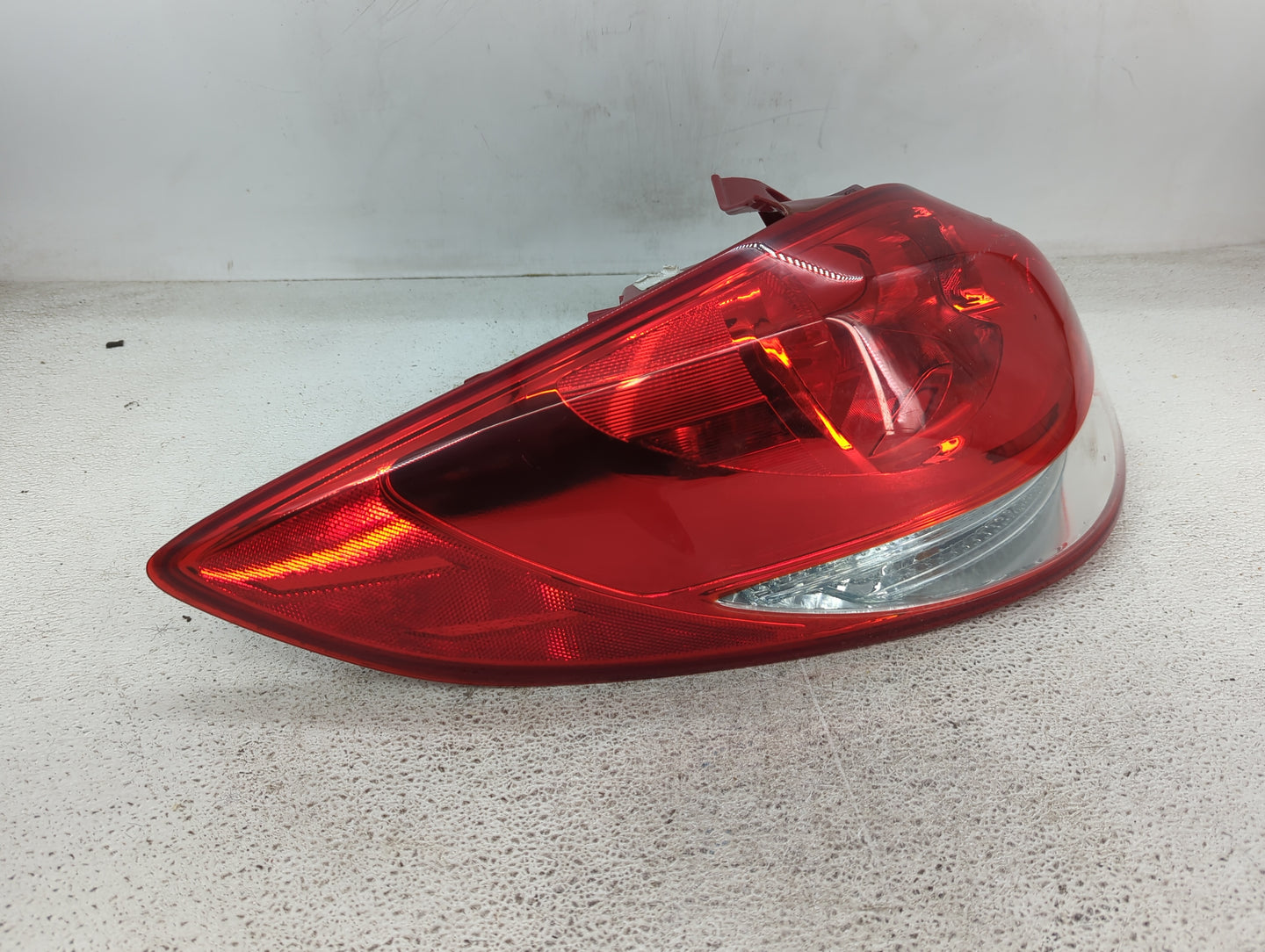 2012-2017 Hyundai Veloster Tail Light Assembly Driver Left OEM Fits Fits 2012 2013 2014 2015 2016 2017 OEM Used Auto Parts -