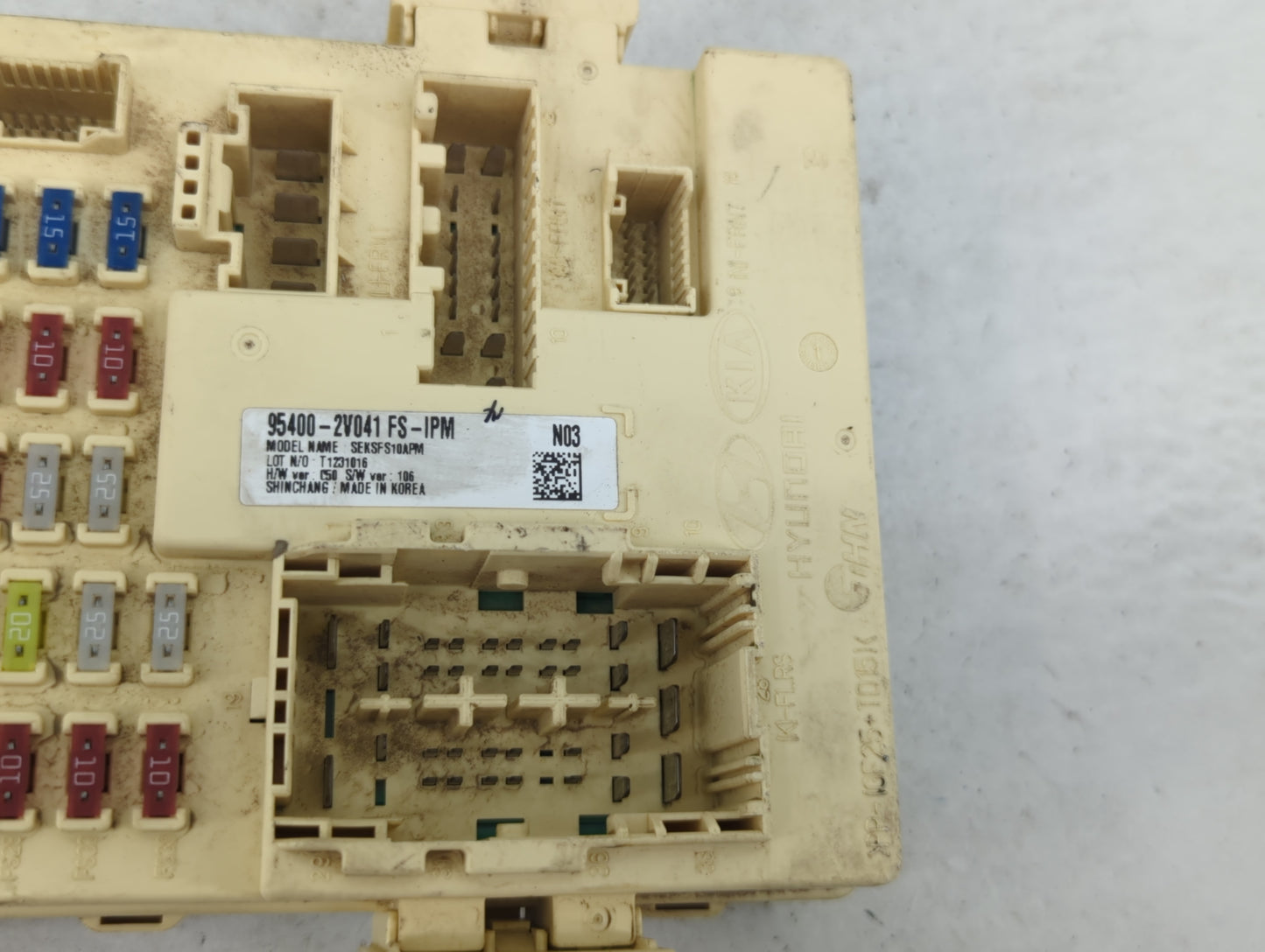 2012-2017 Hyundai Veloster Body Control Module Bcm Inner Cabin Fuse Box - Oemusedautoparts1.com