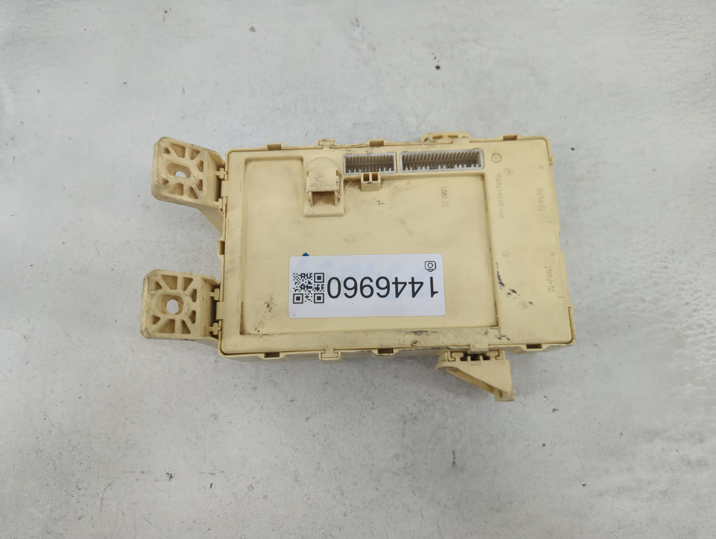 2012-2017 Hyundai Veloster Body Control Module Bcm Inner Cabin Fuse Box - Oemusedautoparts1.com
