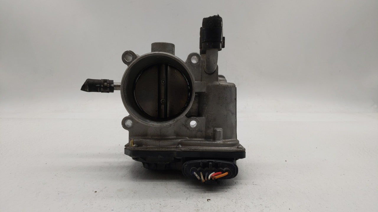2012-2017 Hyundai Veloster Throttle Body P/N:5302-1S02 35100-2B300 Fits Fits 2012 2013 2014 2015 2016 2017 2018 2019 OEM Use