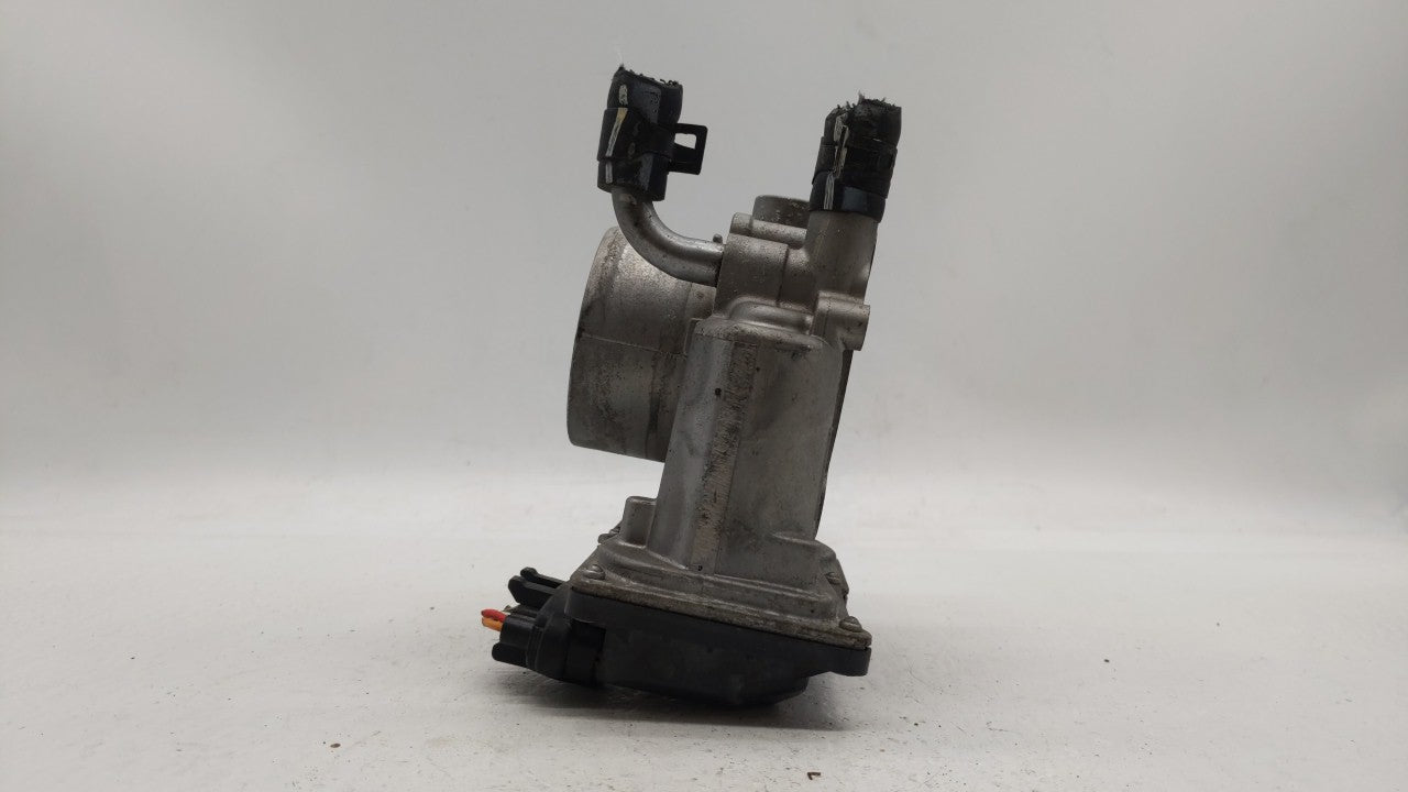 2012-2017 Hyundai Veloster Throttle Body P/N:5302-1S02 35100-2B300 Fits Fits 2012 2013 2014 2015 2016 2017 2018 2019 OEM Use