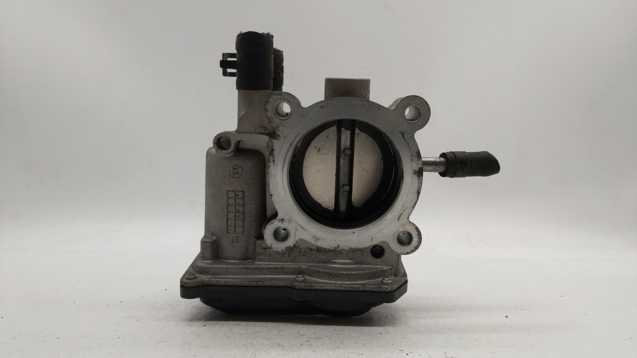 2012-2017 Hyundai Veloster Throttle Body P/N:5302-1S02 35100-2B300 Fits Fits 2012 2013 2014 2015 2016 2017 2018 2019 OEM Use