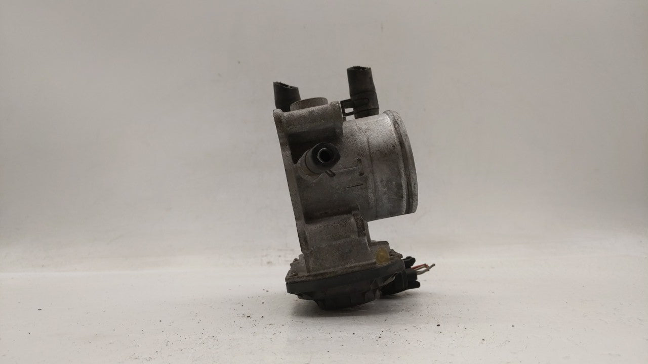 2012-2017 Hyundai Veloster Throttle Body P/N:5302-1S02 35100-2B300 Fits Fits 2012 2013 2014 2015 2016 2017 2018 2019 OEM Use