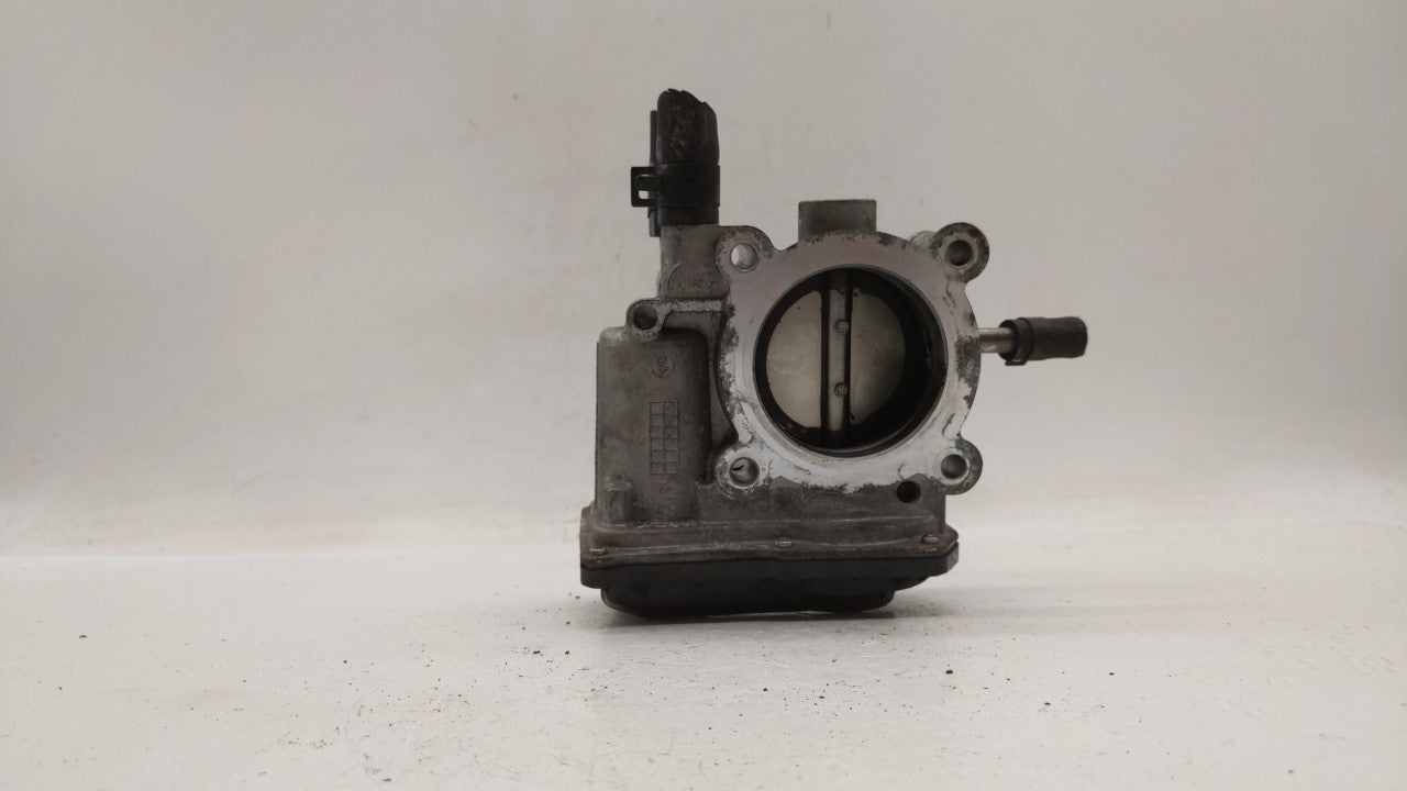 2012-2017 Hyundai Veloster Throttle Body P/N:5302-1S02 35100-2B300 Fits Fits 2012 2013 2014 2015 2016 2017 2018 2019 OEM Use