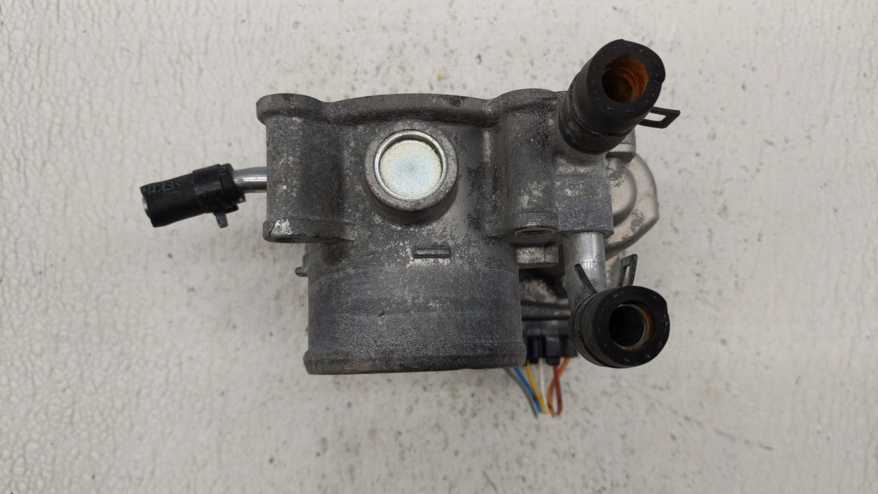 2012-2017 Hyundai Veloster Throttle Body P/N:5302-1S02 35100-2B300 Fits Fits 2012 2013 2014 2015 2016 2017 2018 2019 OEM Use