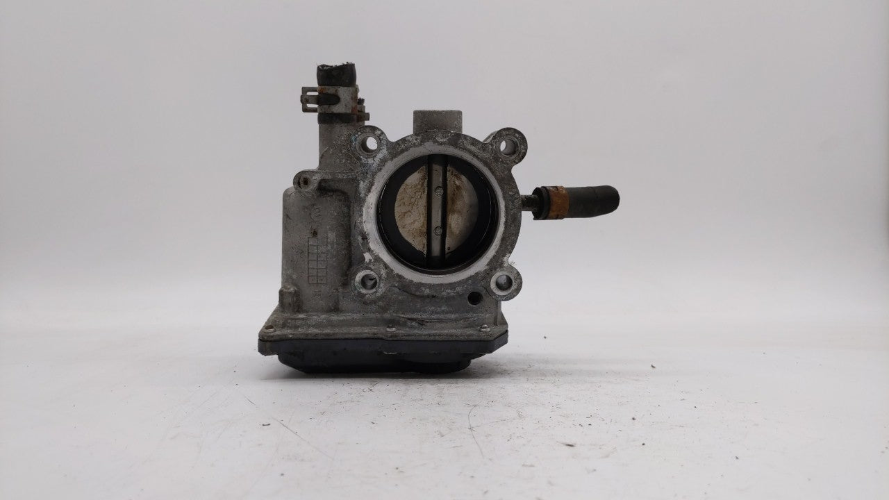 2012-2017 Hyundai Veloster Throttle Body P/N:5302-1S02 35100-2B300 Fits Fits 2012 2013 2014 2015 2016 2017 2018 2019 OEM Use
