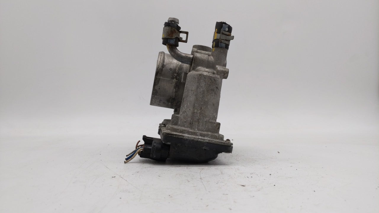 2012-2017 Hyundai Veloster Throttle Body P/N:5302-1S02 35100-2B300 Fits Fits 2012 2013 2014 2015 2016 2017 2018 2019 OEM Use