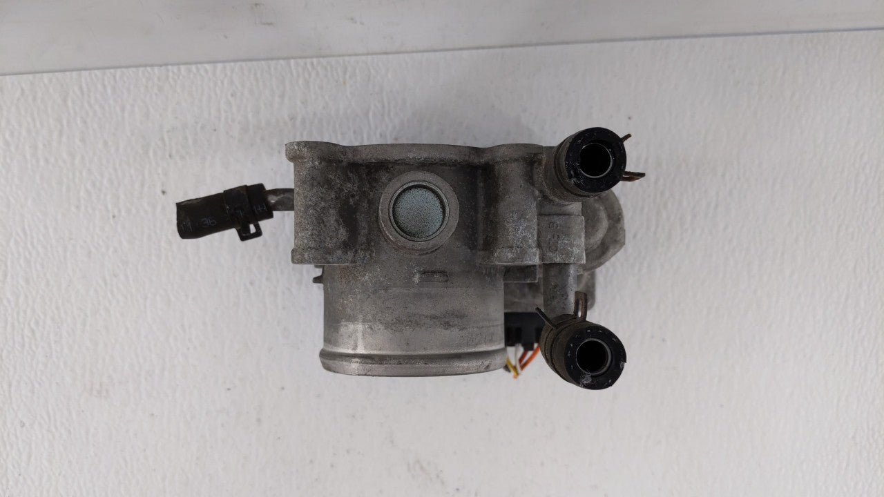 2012-2017 Hyundai Veloster Throttle Body P/N:35100-2B310 5302-1S02, 35100-2B300 Fits Fits 2012 2013 2014 2015 2016 2017 2018