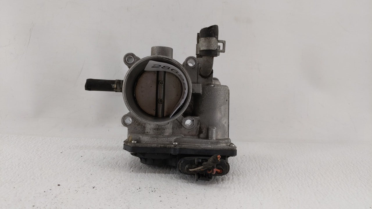 2012-2017 Hyundai Veloster Throttle Body P/N:35100-2B310 5302-1S02, 35100-2B300 Fits Fits 2012 2013 2014 2015 2016 2017 2018