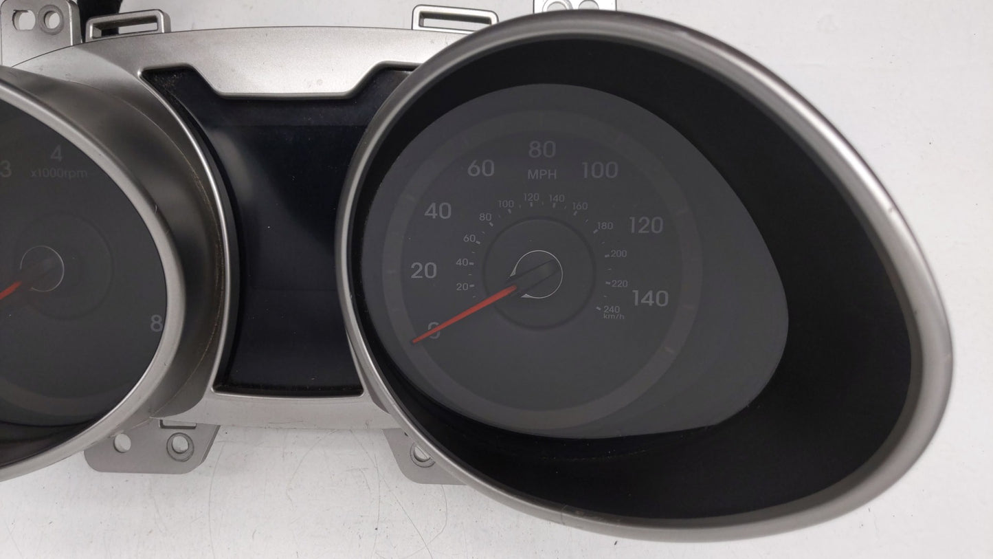 2012-2015 Hyundai Veloster Instrument Cluster Speedometer Gauges P/N:94011-2V330PD5 94001-2V330 Fits Fits 2012 2013 2014 201
