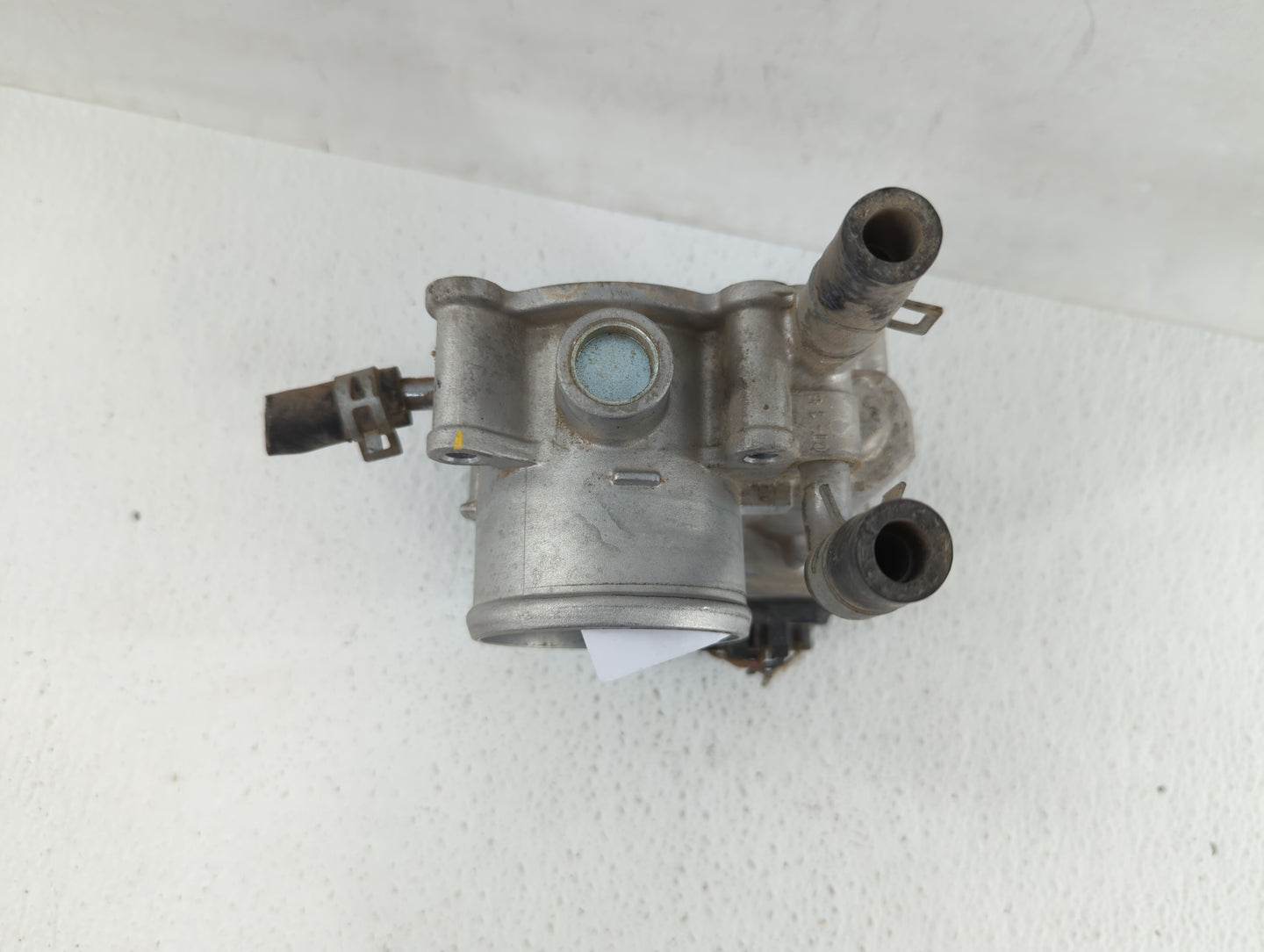 2012-2017 Hyundai Veloster Throttle Body P/N:35100-2B310 5302-1S02, 35100-2B300 Fits Fits 2012 2013 2014 2015 2016 2017 2018