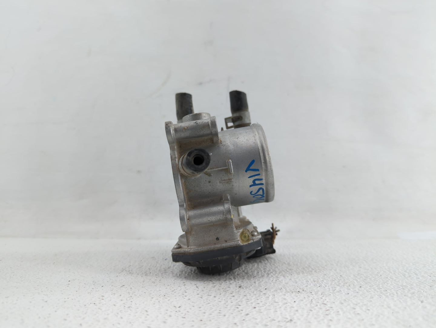 2012-2017 Hyundai Veloster Throttle Body P/N:35100-2B310 5302-1S02, 35100-2B300 Fits Fits 2012 2013 2014 2015 2016 2017 2018