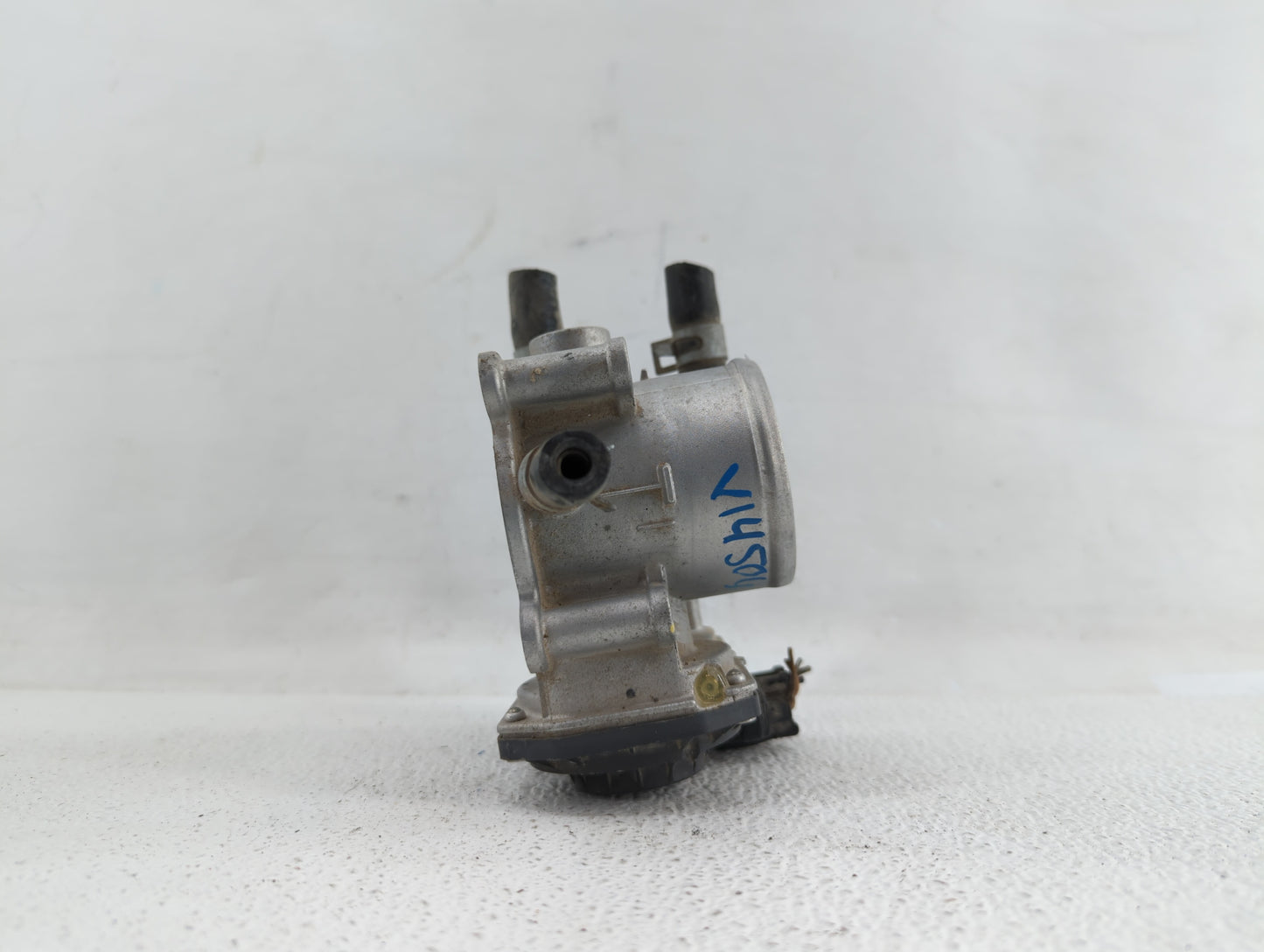 2012-2017 Hyundai Veloster Throttle Body P/N:35100-2B310 5302-1S02, 35100-2B300 Fits Fits 2012 2013 2014 2015 2016 2017 2018