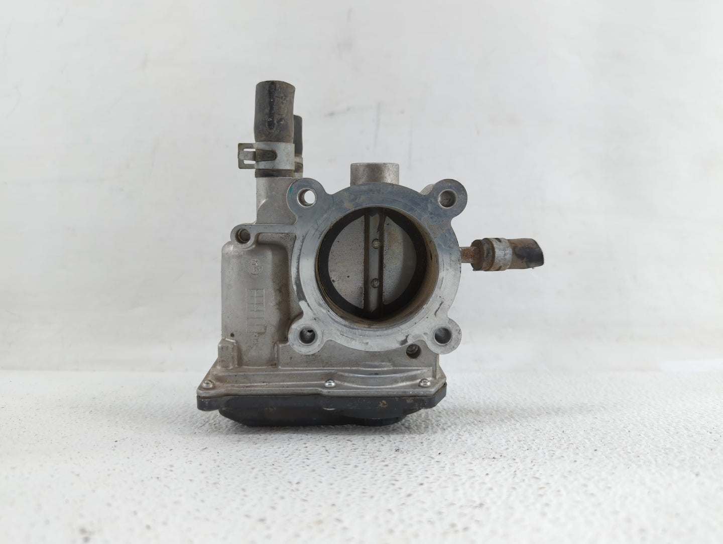 2012-2017 Hyundai Veloster Throttle Body P/N:35100-2B310 5302-1S02, 35100-2B300 Fits Fits 2012 2013 2014 2015 2016 2017 2018
