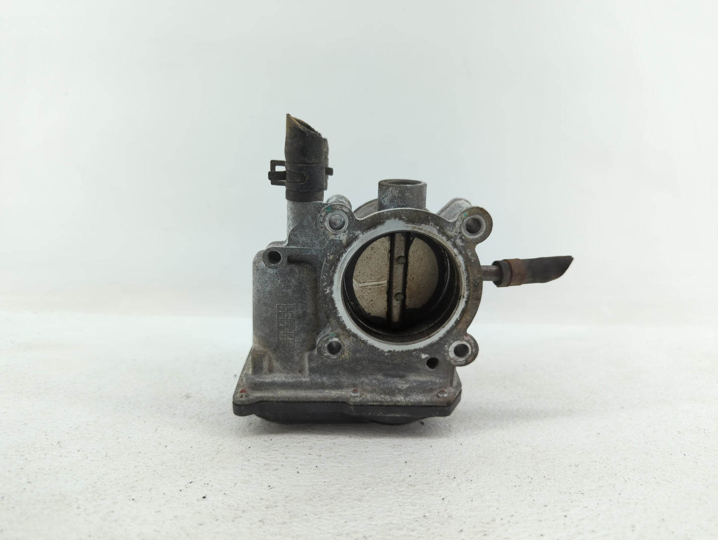 2012-2017 Hyundai Veloster Throttle Body P/N:35100-2B300 Fits Fits 2012 2013 2014 2015 2016 2017 2018 2019 OEM Used Auto Par