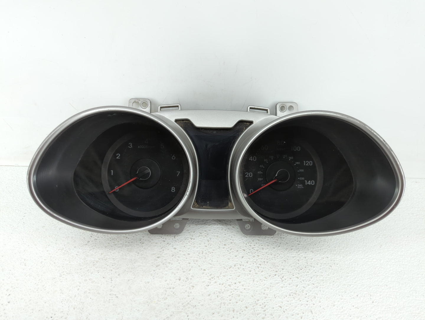 2012-2015 Hyundai Veloster Instrument Cluster Speedometer Gauges P/N:94011-2V331PD5 94011-2V330PD5 Fits Fits 2012 2013 2014 