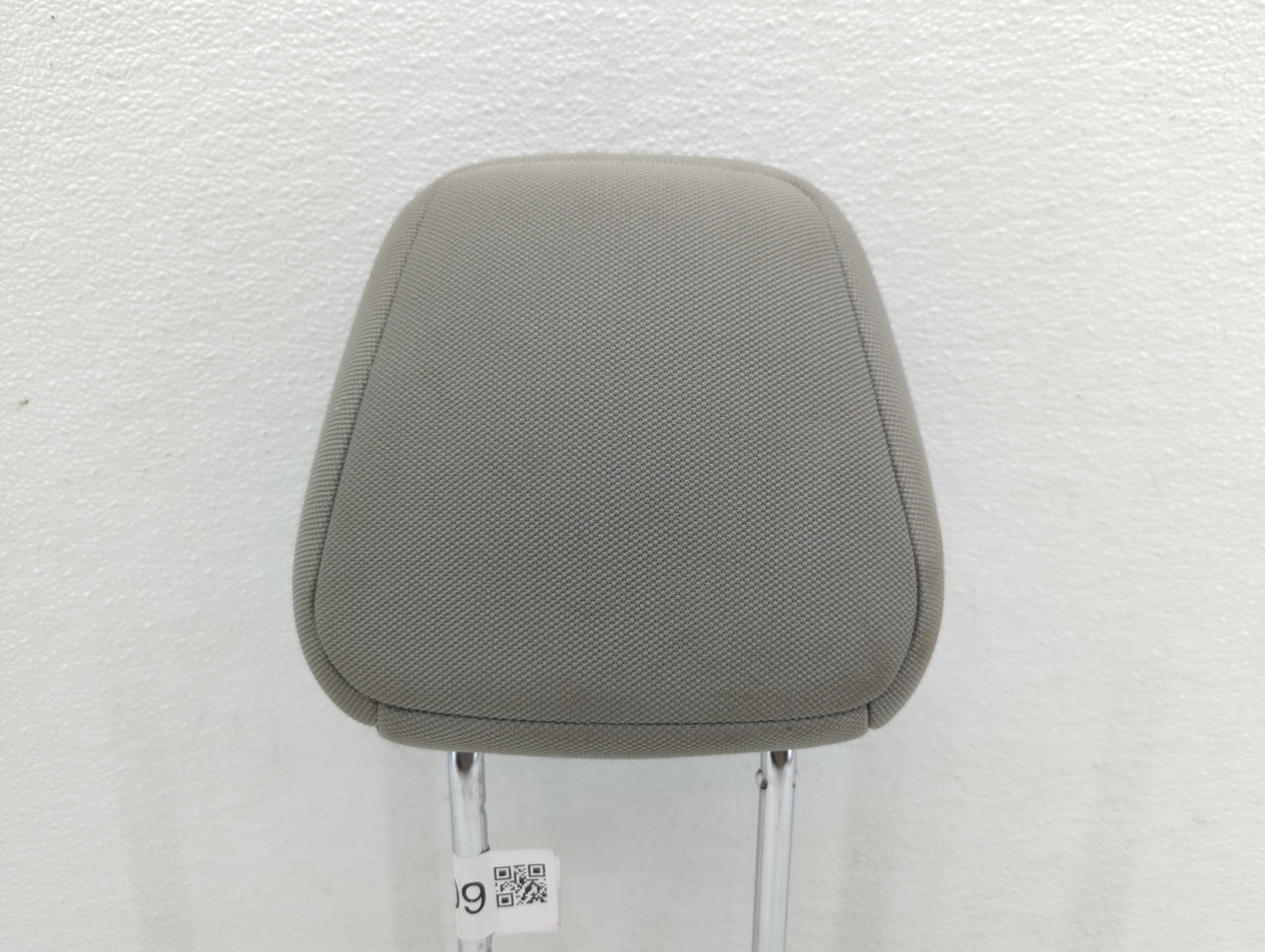 2012-2015 Hyundai Veloster Headrest Head Rest Front Driver Passenger Seat - Oemusedautoparts1.com
