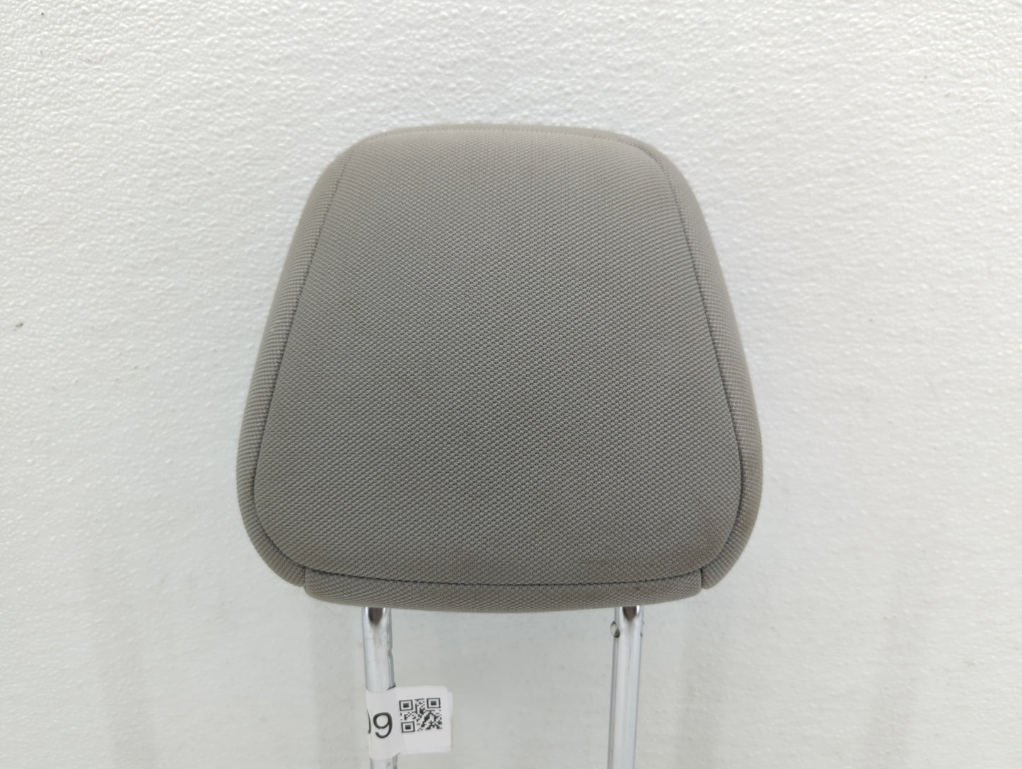2012-2015 Hyundai Veloster Headrest Head Rest Front Driver Passenger Seat - Oemusedautoparts1.com