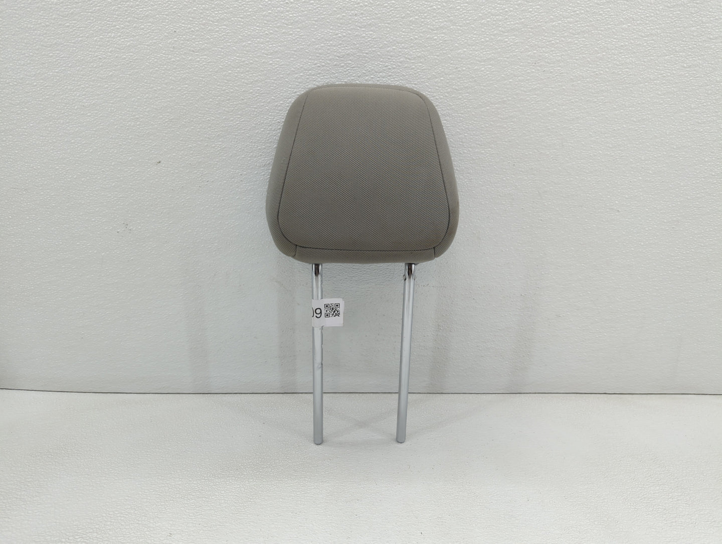 2012-2015 Hyundai Veloster Headrest Head Rest Front Driver Passenger Seat - Oemusedautoparts1.com