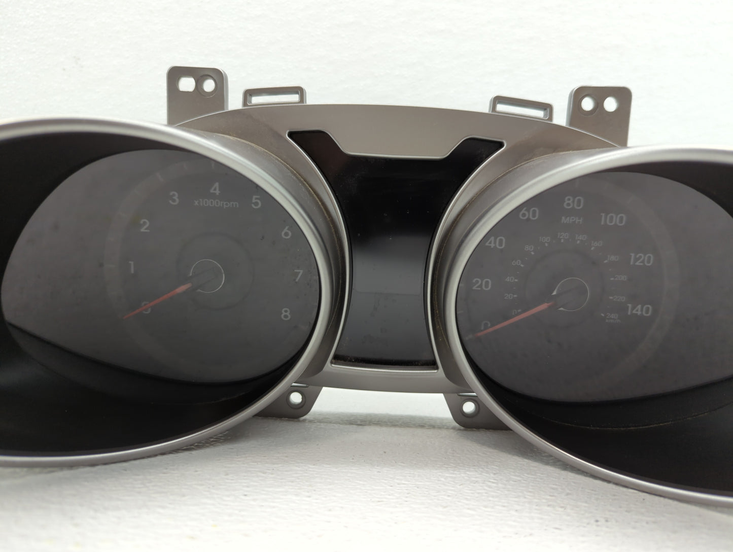 2012-2015 Hyundai Veloster Instrument Cluster Speedometer Gauges P/N:94011-2V331PD5 94011-2V330PD5 Fits Fits 2012 2013 2014 