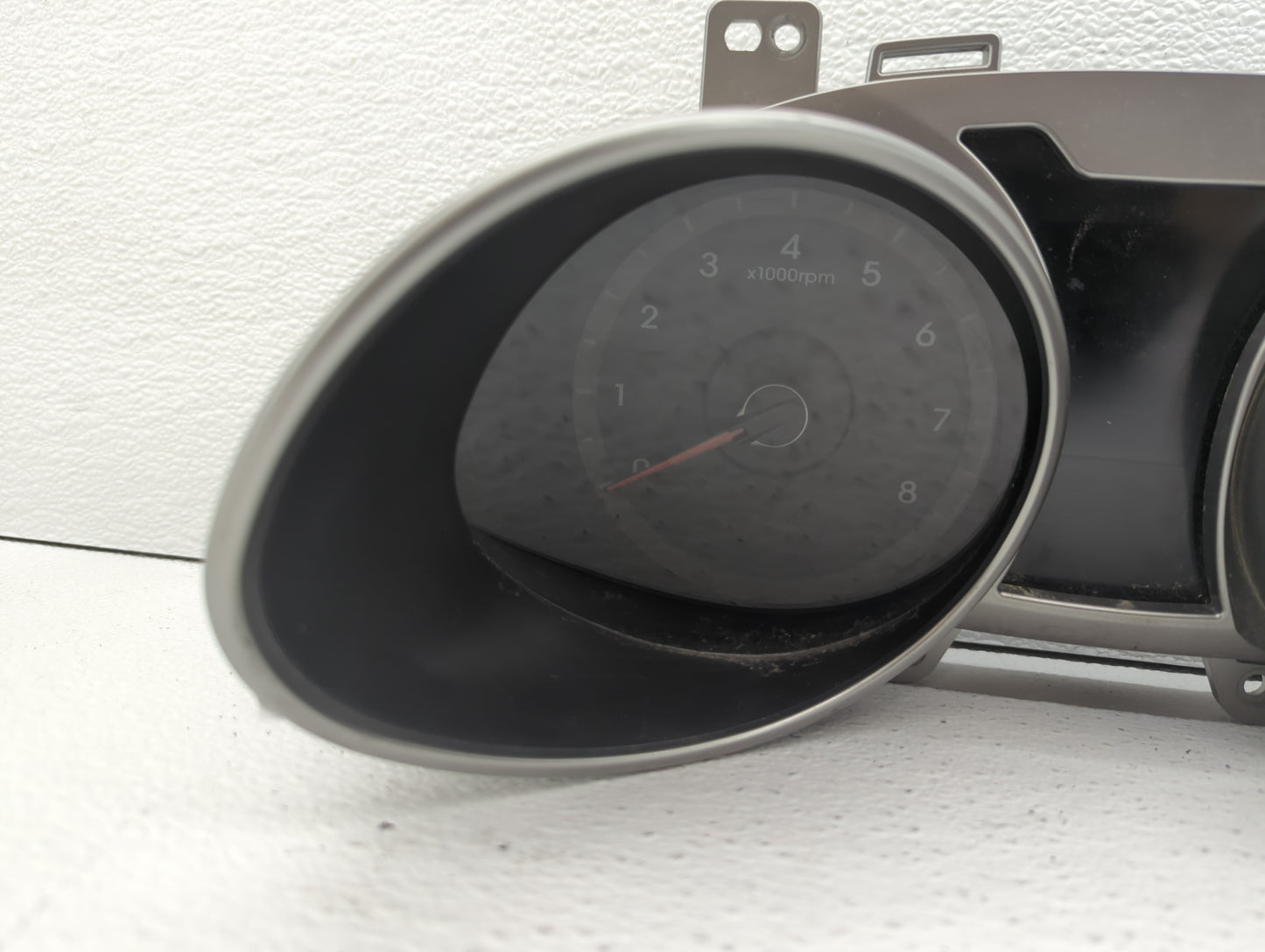 2012-2015 Hyundai Veloster Instrument Cluster Speedometer Gauges P/N:94001-2V330 94011-2V331PD5 Fits Fits 2012 2013 2014 201