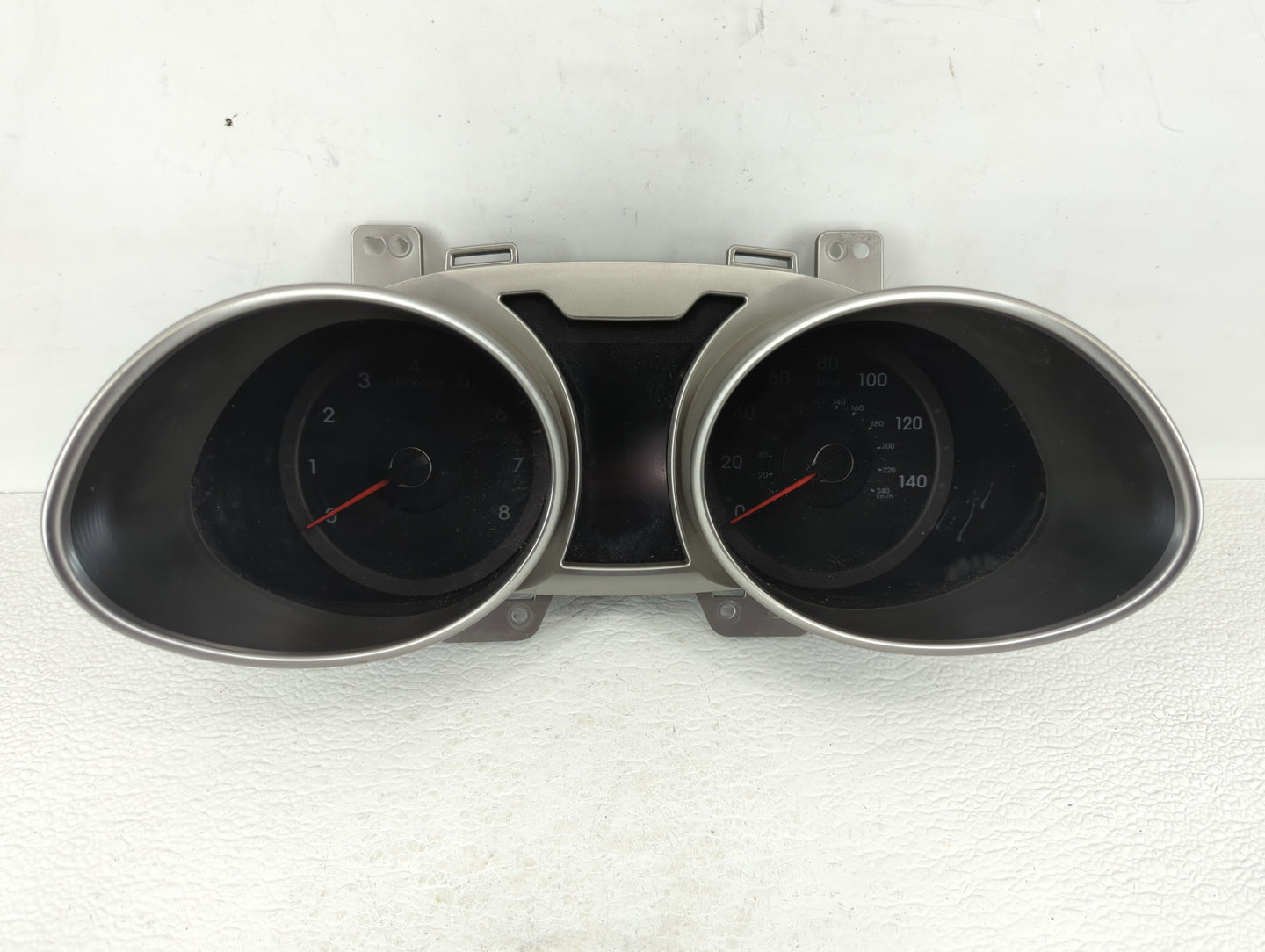 2012-2015 Hyundai Veloster Instrument Cluster Speedometer Gauges P/N:94001-2V330 94011-2V331PD5 Fits Fits 2012 2013 2014 201