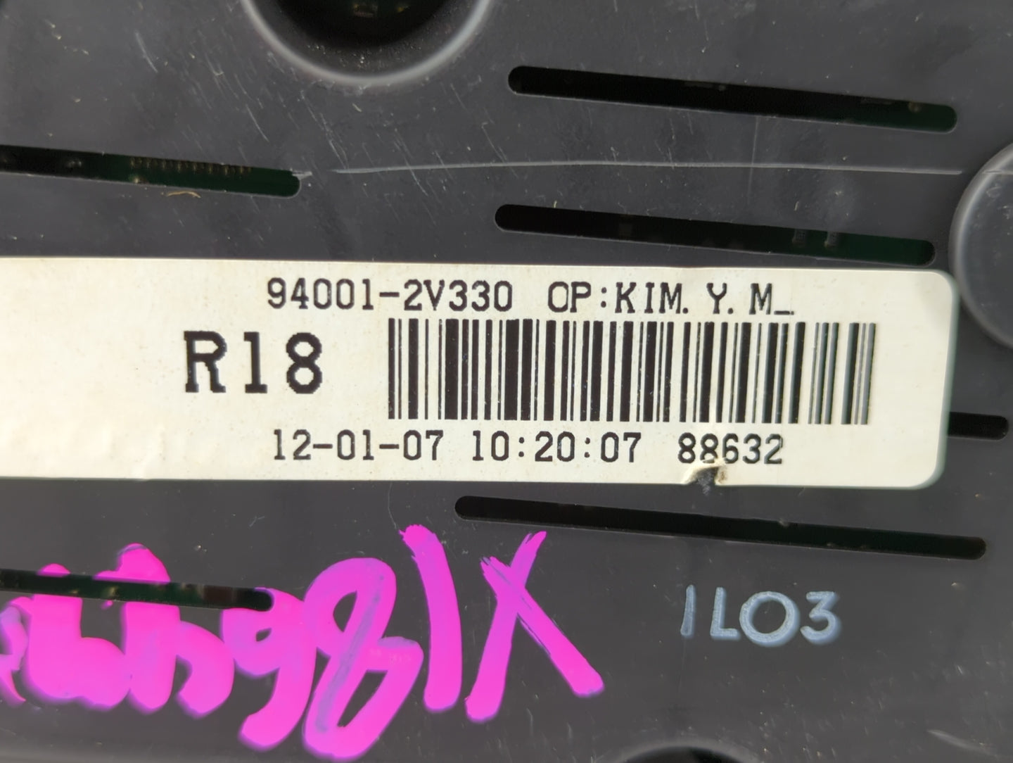 2012-2015 Hyundai Veloster Instrument Cluster Speedometer Gauges P/N:94001-2V330 94011-2V331PD5 Fits Fits 2012 2013 2014 201