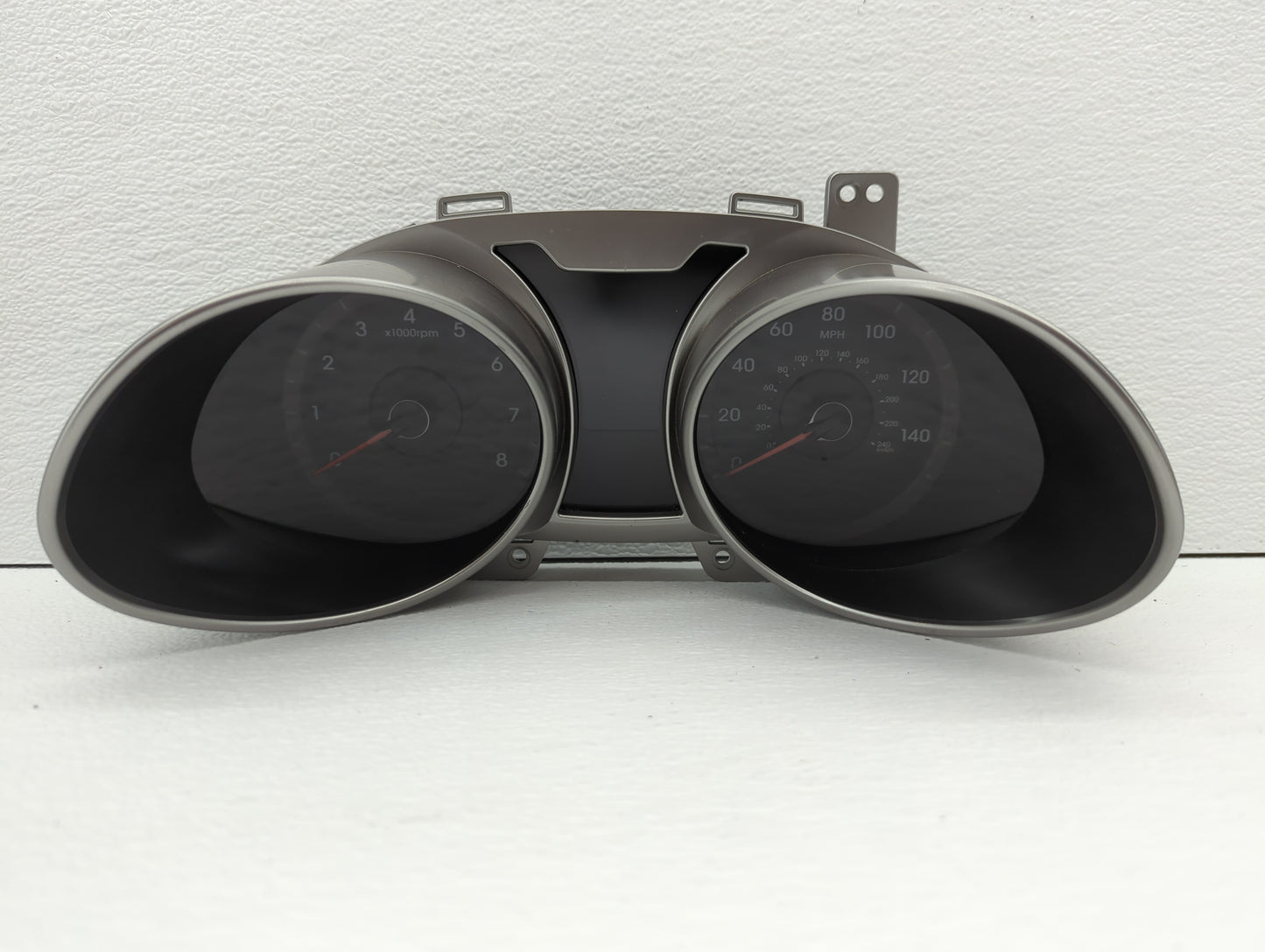 2012-2015 Hyundai Veloster Instrument Cluster Speedometer Gauges P/N:94001-2V330 94011-2V331PD5 Fits Fits 2012 2013 2014 201