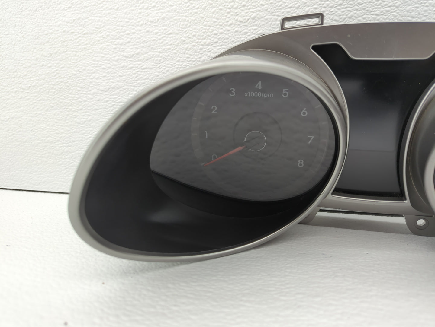 2012-2015 Hyundai Veloster Instrument Cluster Speedometer Gauges P/N:94001-2V330 94011-2V331PD5 Fits Fits 2012 2013 2014 201