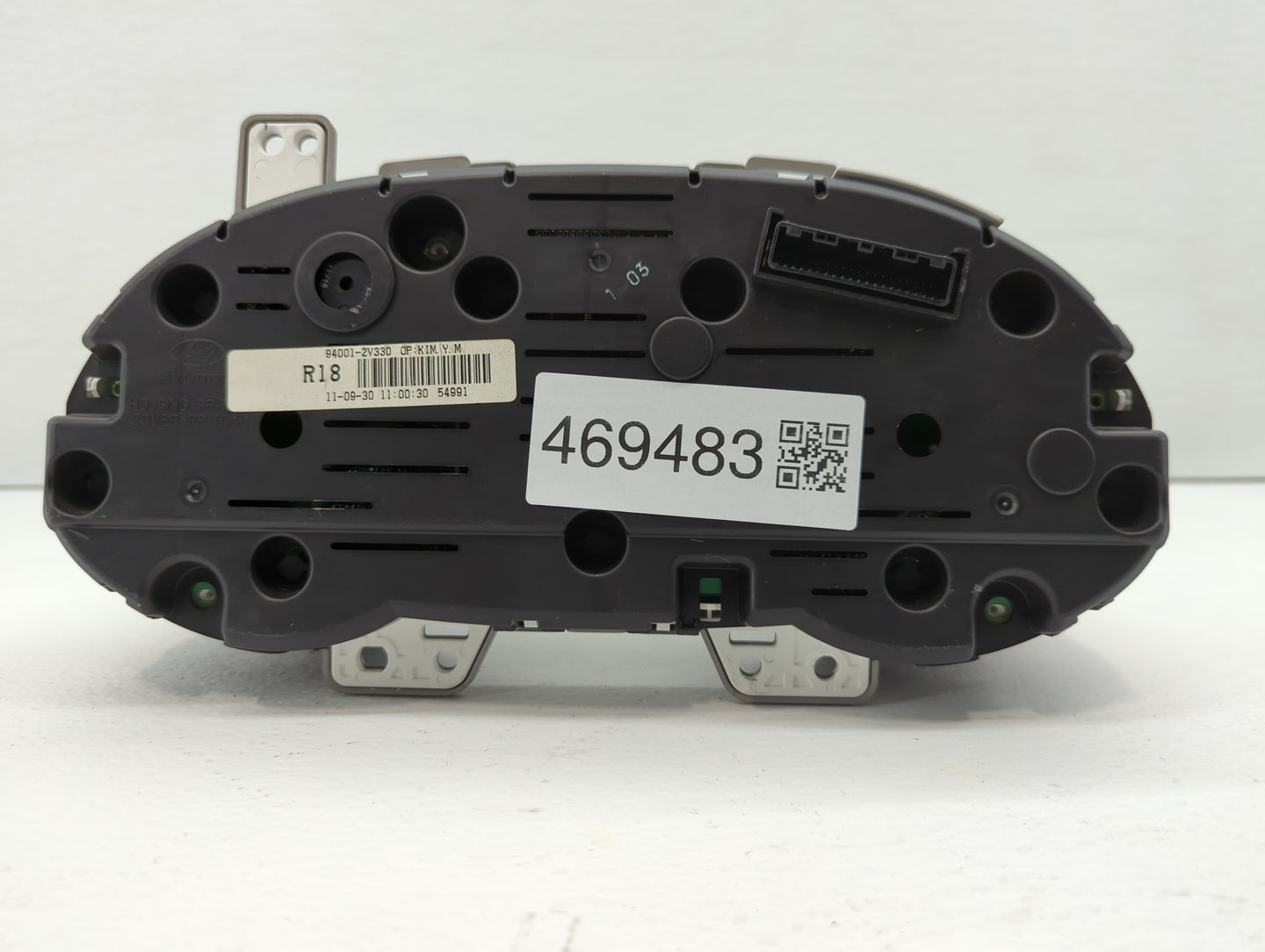 2012-2015 Hyundai Veloster Instrument Cluster Speedometer Gauges P/N:94001-2V330 94011-2V331PD5 Fits Fits 2012 2013 2014 201