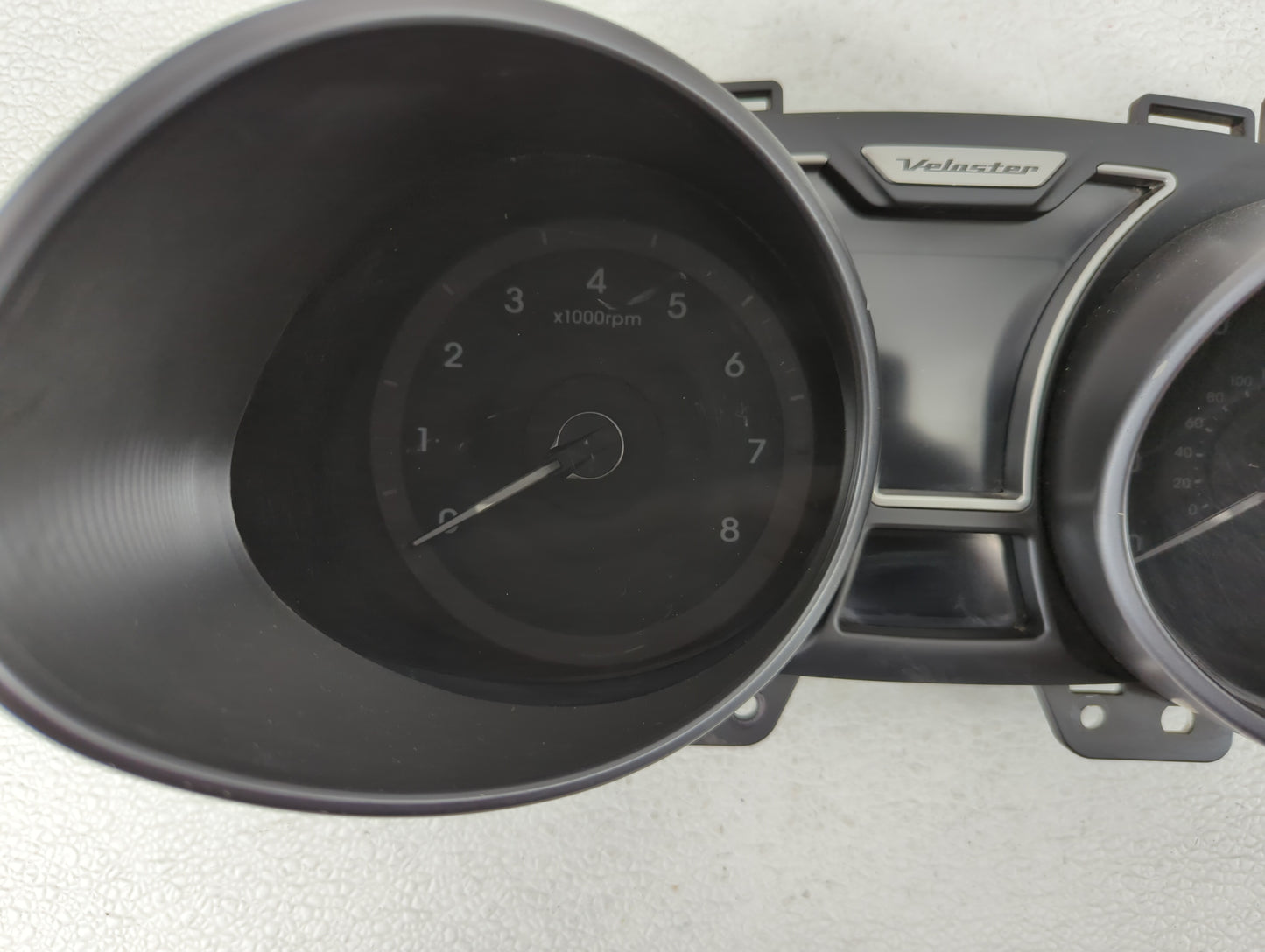 2012-2015 Hyundai Veloster Instrument Cluster Speedometer Gauges P/N:94011-2V330PD5 94001-2V330 Fits Fits 2012 2013 2014 201