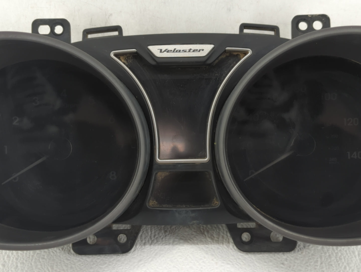 2012-2015 Hyundai Veloster Instrument Cluster Speedometer Gauges P/N:94011-2V330PD5 94001-2V330 Fits Fits 2012 2013 2014 201