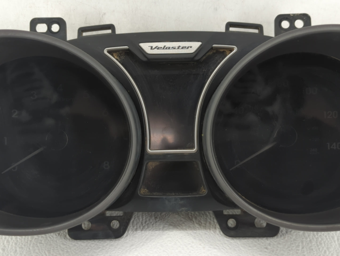 2012-2015 Hyundai Veloster Instrument Cluster Speedometer Gauges P/N:94011-2V330PD5 94001-2V330 Fits Fits 2012 2013 2014 201
