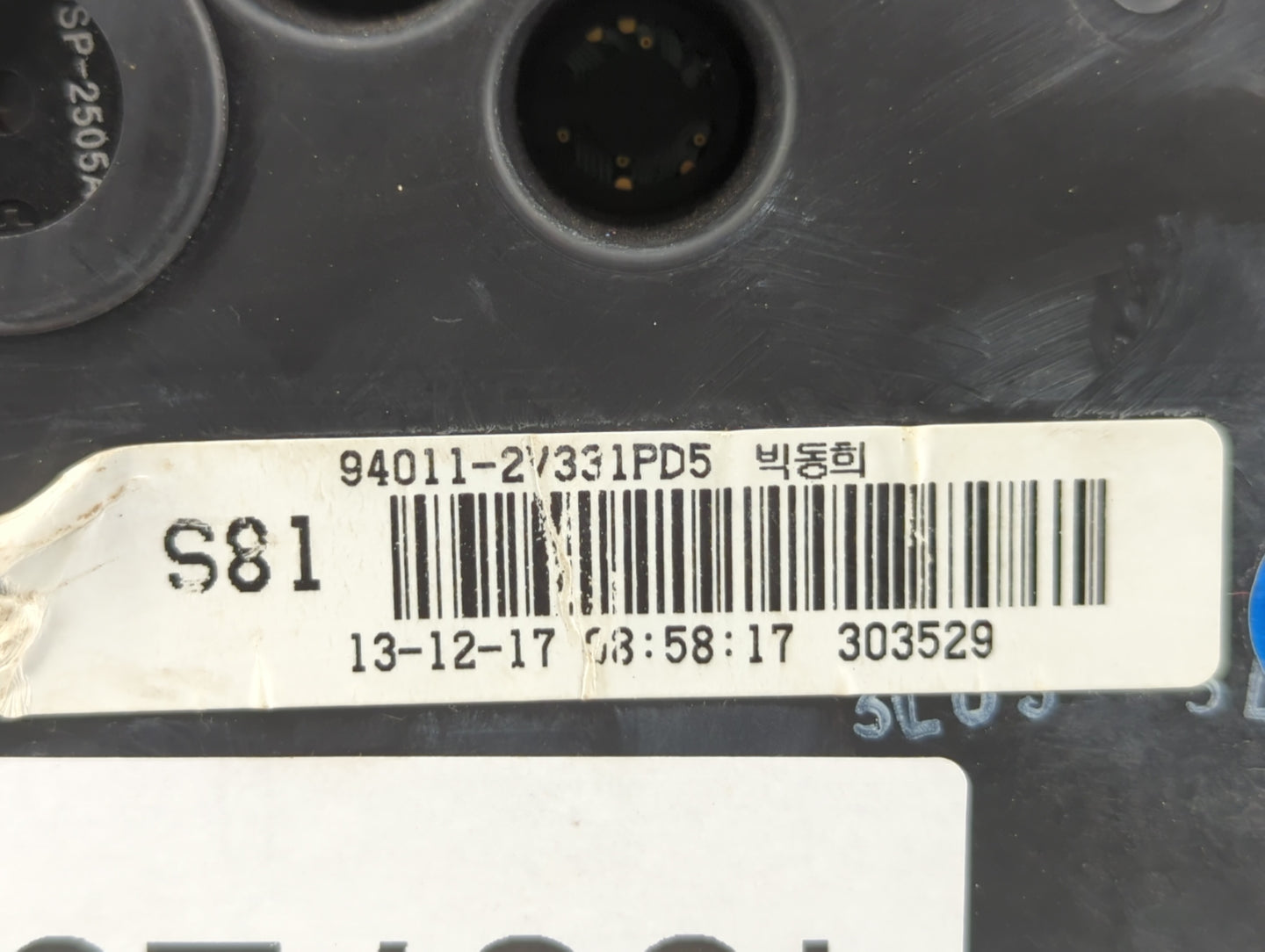 2012-2015 Hyundai Veloster Instrument Cluster Speedometer Gauges P/N:94011-2V330PD5 94001-2V330 Fits Fits 2012 2013 2014 201